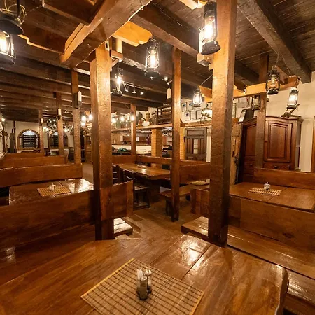 Hotel Rustikal - U Mandlonovych Sadu
