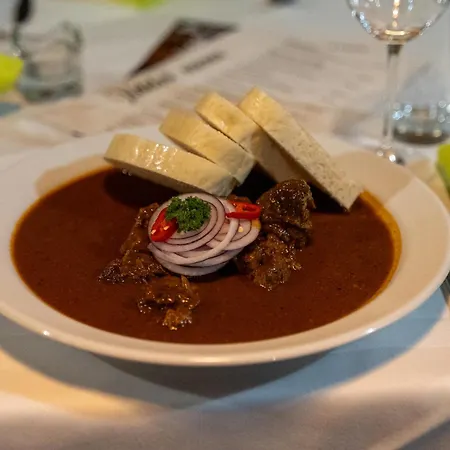 Hotel Rustikal - U Mandlonovych Sadu Hustopecze