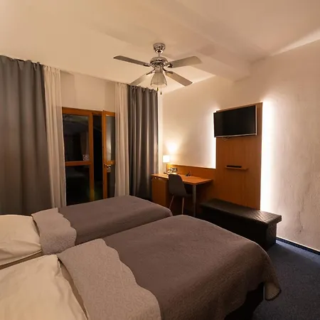 Hotel Rustikal - U Mandlonovych Sadu Hustopecze