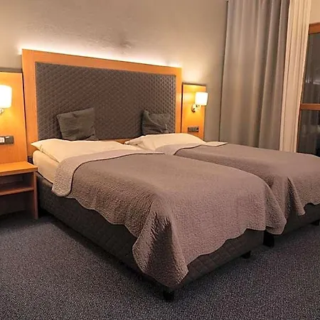 Hotel Rustikal - U Mandlonovych Sadu