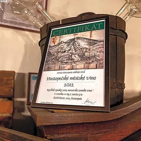 Rustikal - U Mandlonovych Sadu Hotel 3*