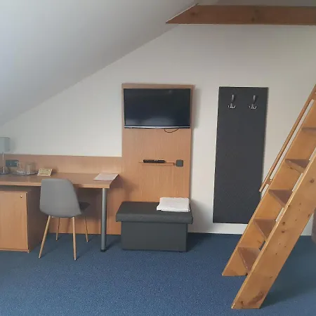 Hotel Rustikal - U Mandlonovych Sadu