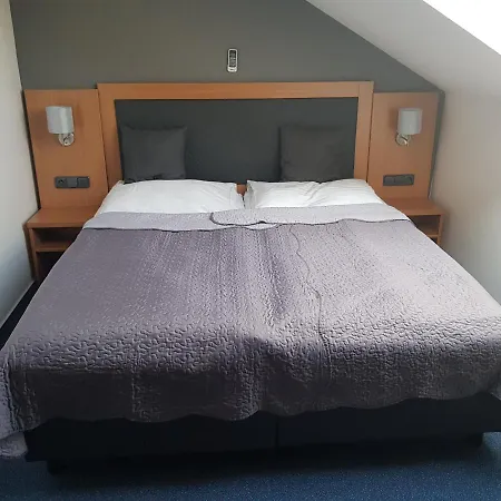 Hotel Rustikal - U Mandlonovych Sadu Hustopeče