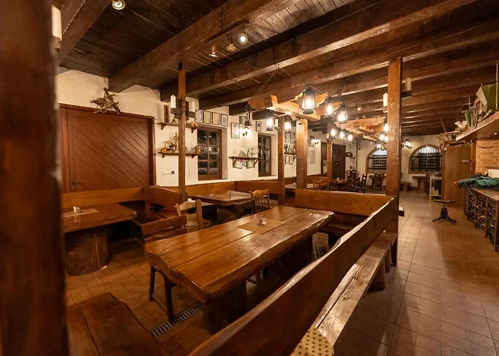 Hotell Rustikal - U Mandlonovych Sadu 3*
