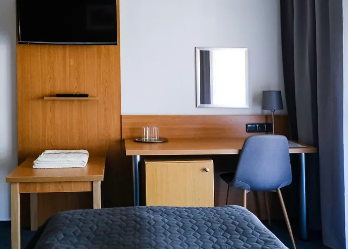 Hotel Rustikal - U Mandlonovych Sadu 3*
